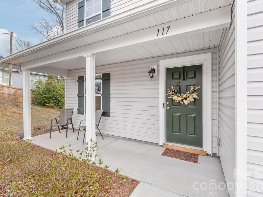 117 Barron Boulevard, Lancaster, SC 29720.  MLS# CAR4342489, YatesRealty ID 7991. 