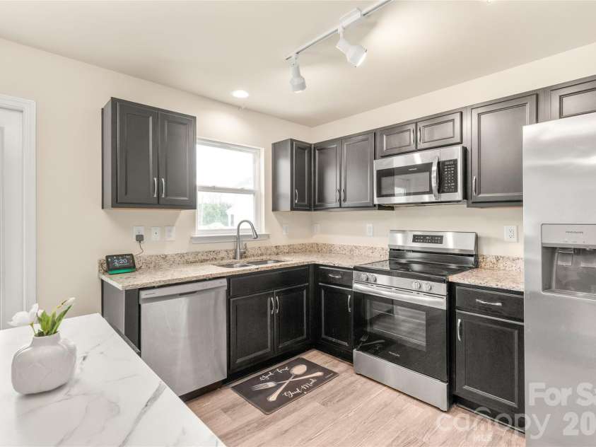 117 Barron Boulevard, Lancaster, SC 29720.  MLS# CAR4342489, YatesRealty ID 7991. 