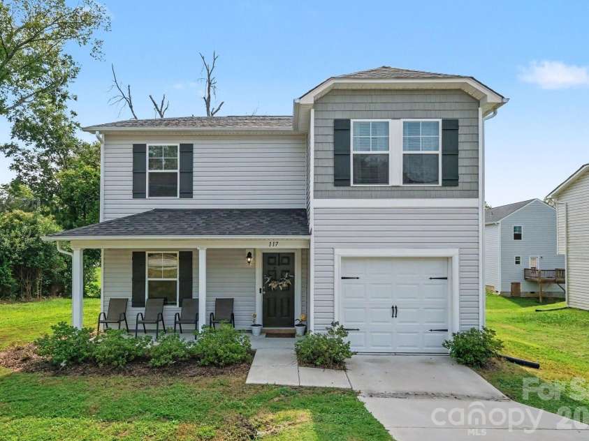 117 Barron Boulevard, Lancaster, SC 29720.  MLS# CAR4420621, YatesRealty ID 7991. 