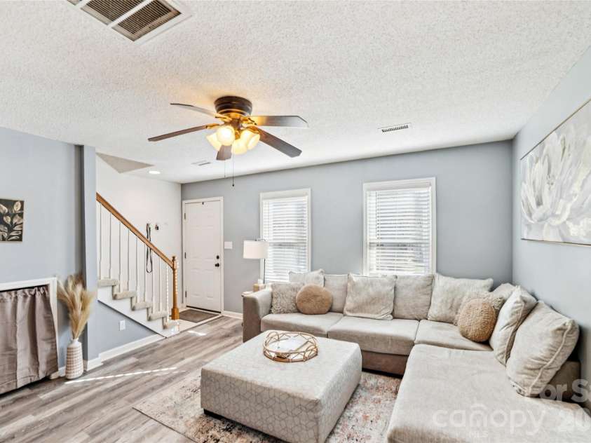 1491 20th Avenue, Hickory, NC 28601.  MLS# CAR4345336, YatesRealty ID 7993. 