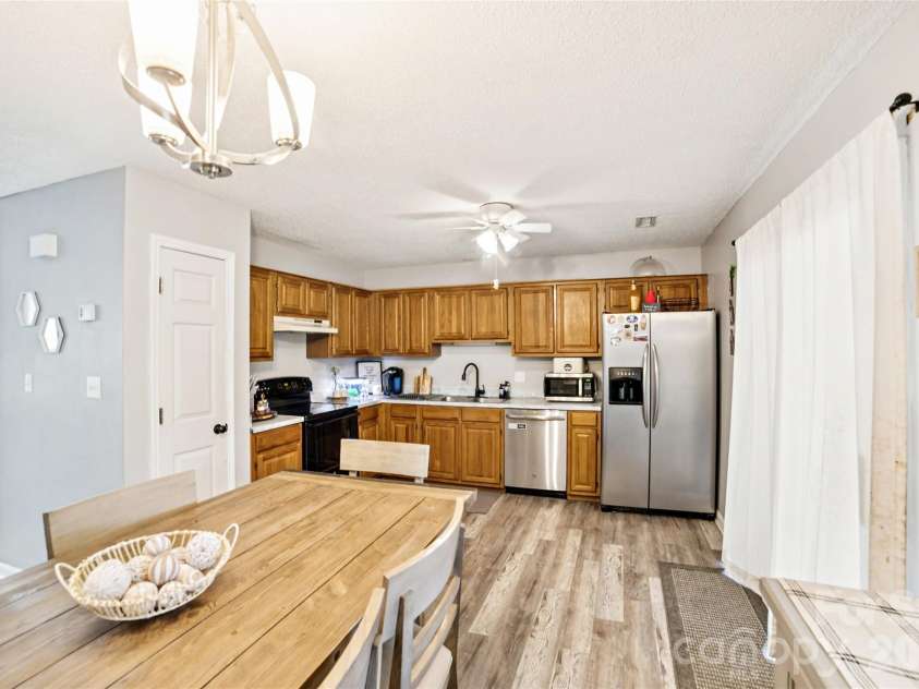1491 20th Avenue, Hickory, NC 28601.  MLS# CAR4345336, YatesRealty ID 7993. 