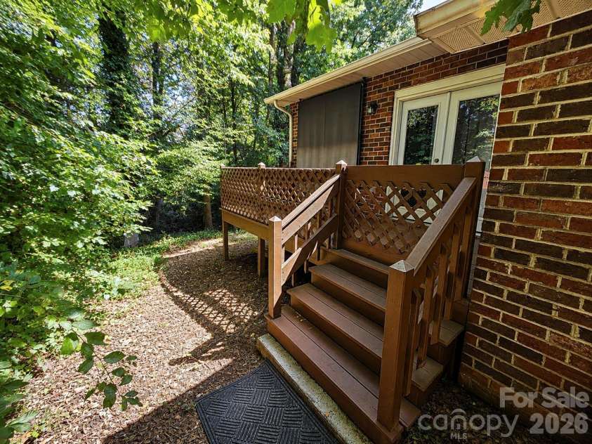1491 20th Avenue, Hickory, NC 28601.  MLS# CAR4415818, YatesRealty ID 7993. 