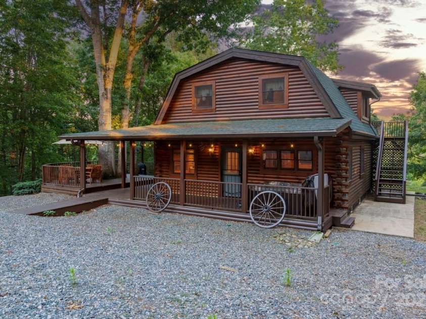 40/44 Chambers Drive, Weaverville, NC 28787.  MLS# CAR4223555, YatesRealty ID 7993. 