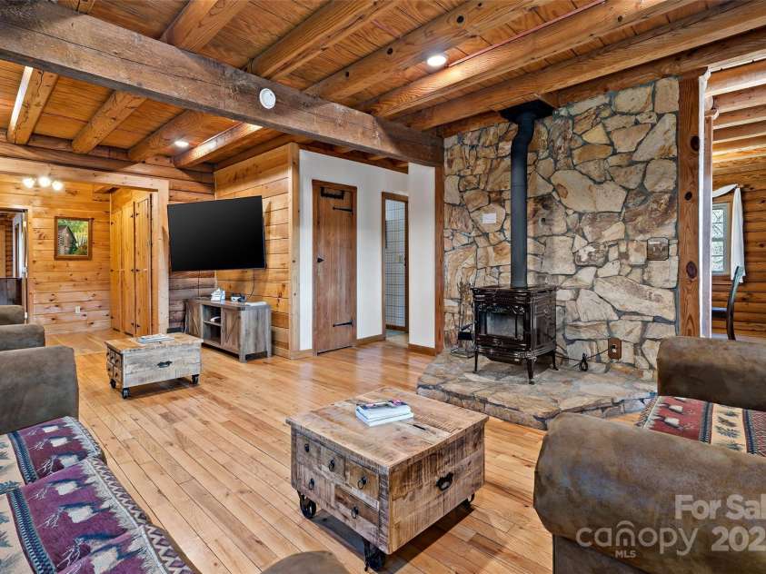 40/44 Chambers Drive, Weaverville, NC 28787.  MLS# CAR4223555, YatesRealty ID 7993. 