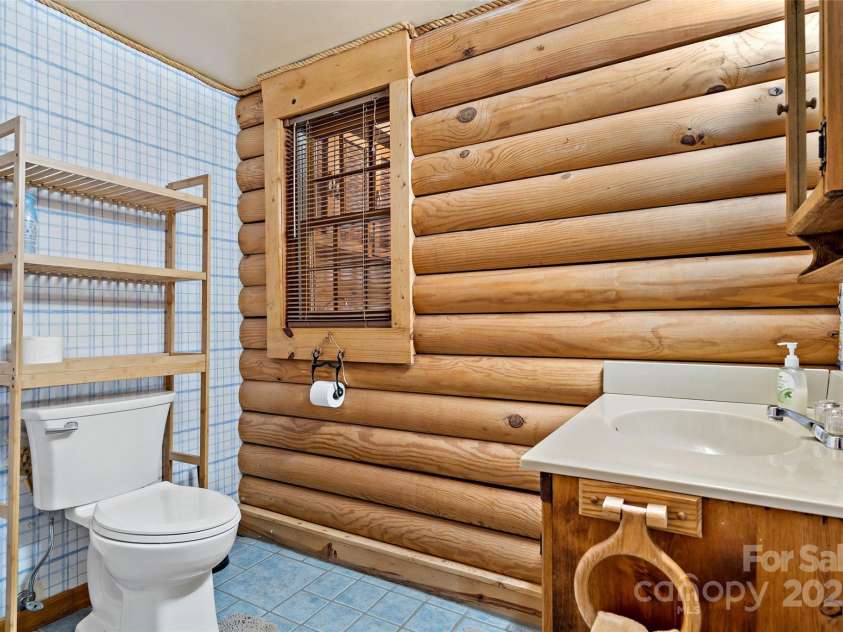 40/44 Chambers Drive, Weaverville, NC 28787.  MLS# CAR4223555, YatesRealty ID 7993. 