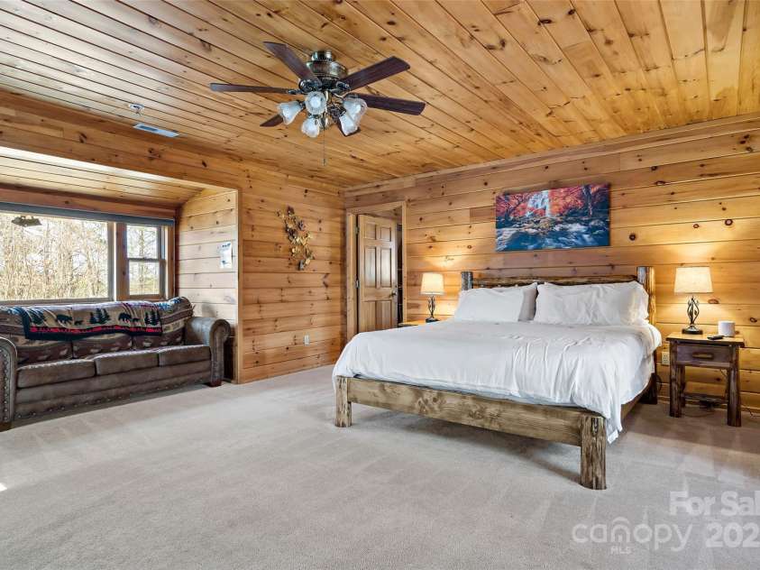 40/44 Chambers Drive, Weaverville, NC 28787.  MLS# CAR4223555, YatesRealty ID 7993. 