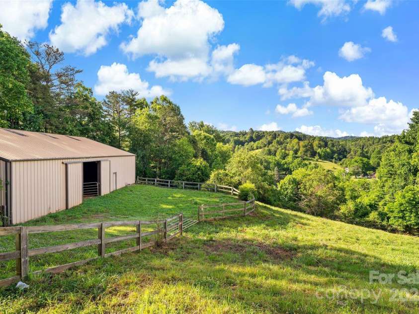 40/44 Chambers Drive, Weaverville, NC 28787.  MLS# CAR4223555, YatesRealty ID 7993. 
