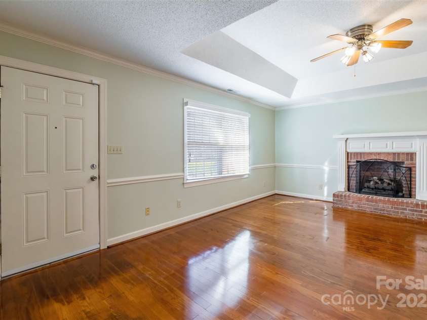 1910 Connemara Court, Gastonia, NC 28054.  MLS# CAR4224874, YatesRealty ID 7994. 