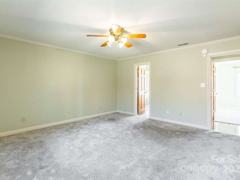 1910 Connemara Court, Gastonia, NC 28054.  MLS# CAR4224874, YatesRealty ID 7994. 