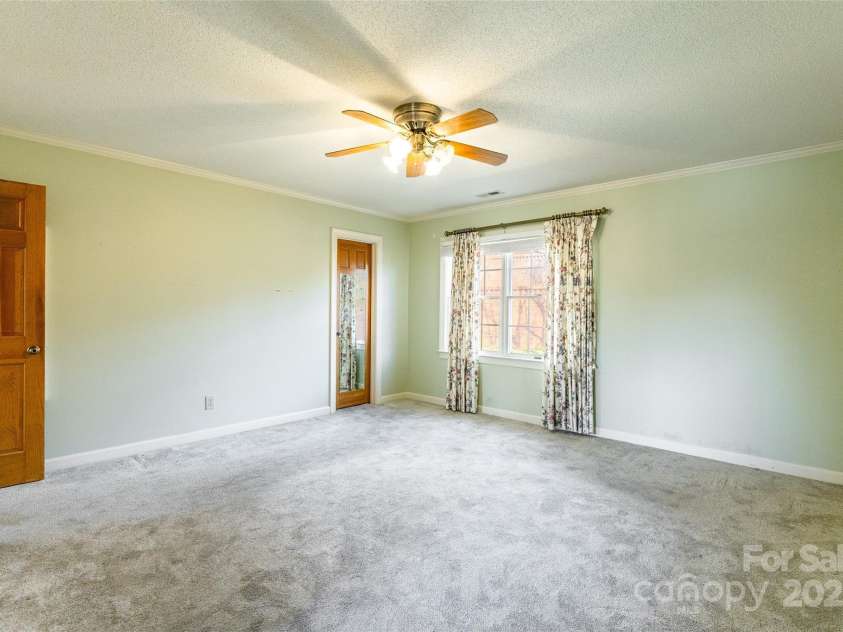 1910 Connemara Court, Gastonia, NC 28054.  MLS# CAR4224874, YatesRealty ID 7994. 