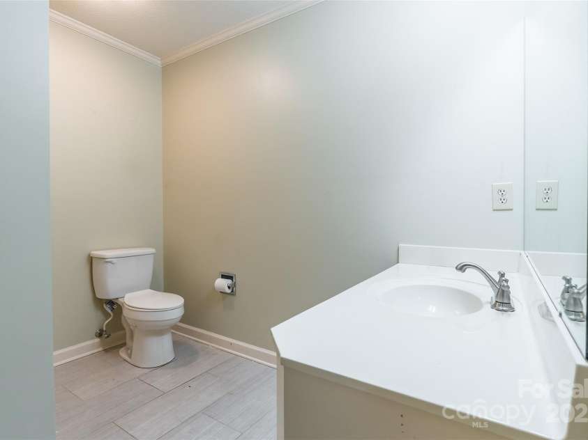 1910 Connemara Court, Gastonia, NC 28054.  MLS# CAR4224874, YatesRealty ID 7994. 