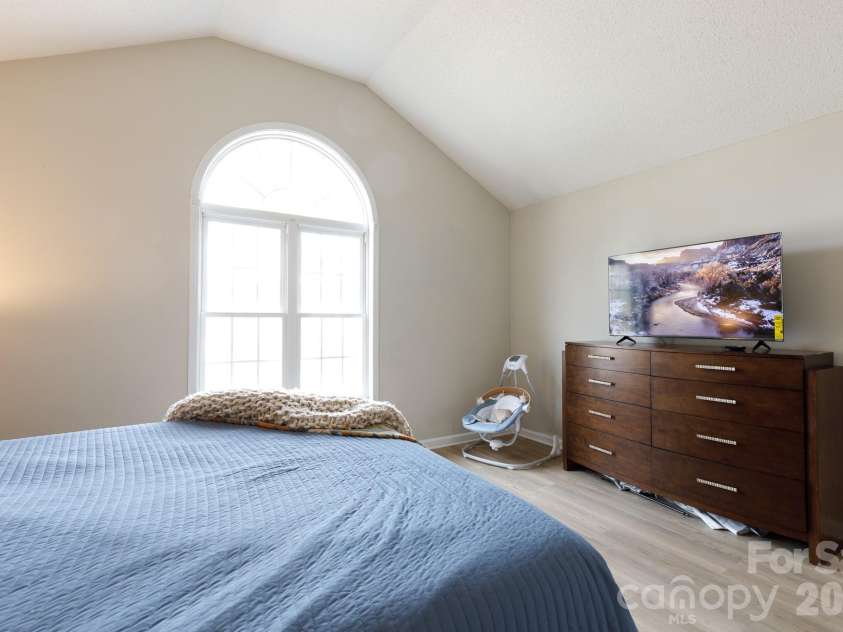 201 Sherwood Circle, Rock Hill, SC 29730.  MLS# CAR4351072, YatesRealty ID 7995. Primary 2