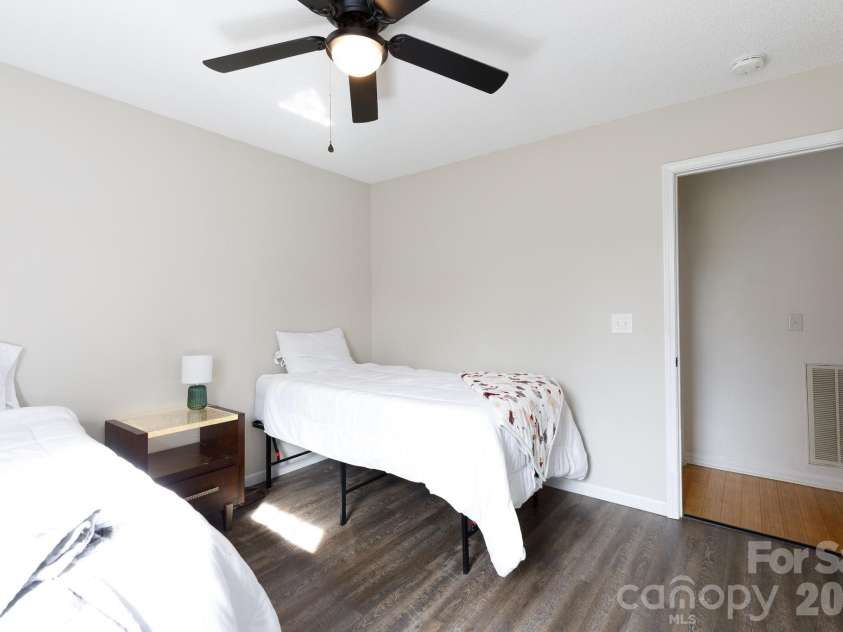 201 Sherwood Circle, Rock Hill, SC 29730.  MLS# CAR4351072, YatesRealty ID 7995. Second Room 2