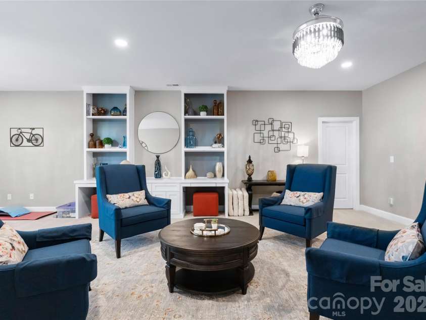 16703 Monocacy Boulevard, Huntersville, NC 28078.  MLS# CAR4356968, YatesRealty ID 7996. Bonus Room