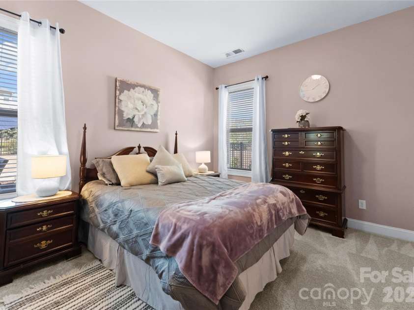 16703 Monocacy Boulevard, Huntersville, NC 28078.  MLS# CAR4356968, YatesRealty ID 7996. Guest Suite on Main Level.