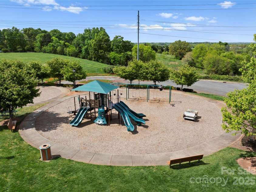 541 Sutro Forest Drive, Concord, NC 28027.  MLS# CAR4247583, YatesRealty ID 7996. 