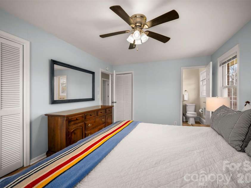 820 Brookwood Drive, Landrum, SC 29356.  MLS# CAR4359924, YatesRealty ID 7997. 