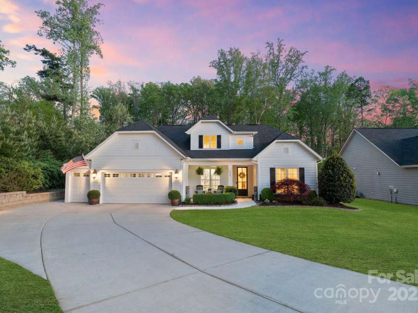 5490 Sapwood Court, Denver, NC 28037.  MLS# CAR4249048, YatesRealty ID 7998. 