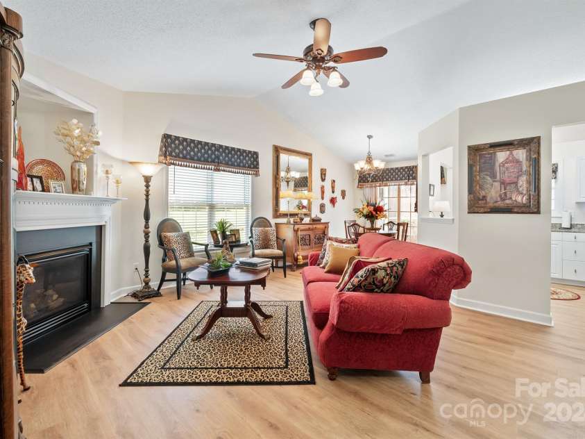 129 MORGAN TRACE Drive, Valdese, NC 28690.  MLS# CAR4204925, YatesRealty ID 7999. 