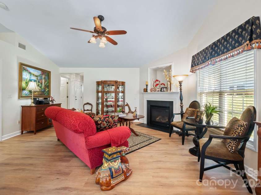 129 MORGAN TRACE Drive, Valdese, NC 28690.  MLS# CAR4204925, YatesRealty ID 7999. 