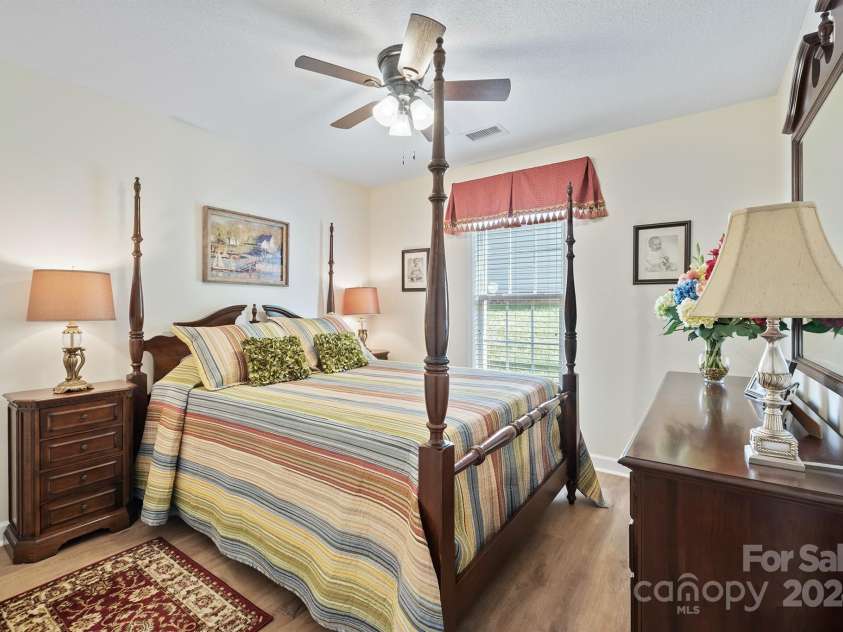 129 MORGAN TRACE Drive, Valdese, NC 28690.  MLS# CAR4204925, YatesRealty ID 7999. 