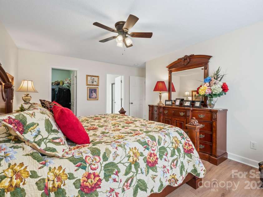 129 MORGAN TRACE Drive, Valdese, NC 28690.  MLS# CAR4204925, YatesRealty ID 7999. 