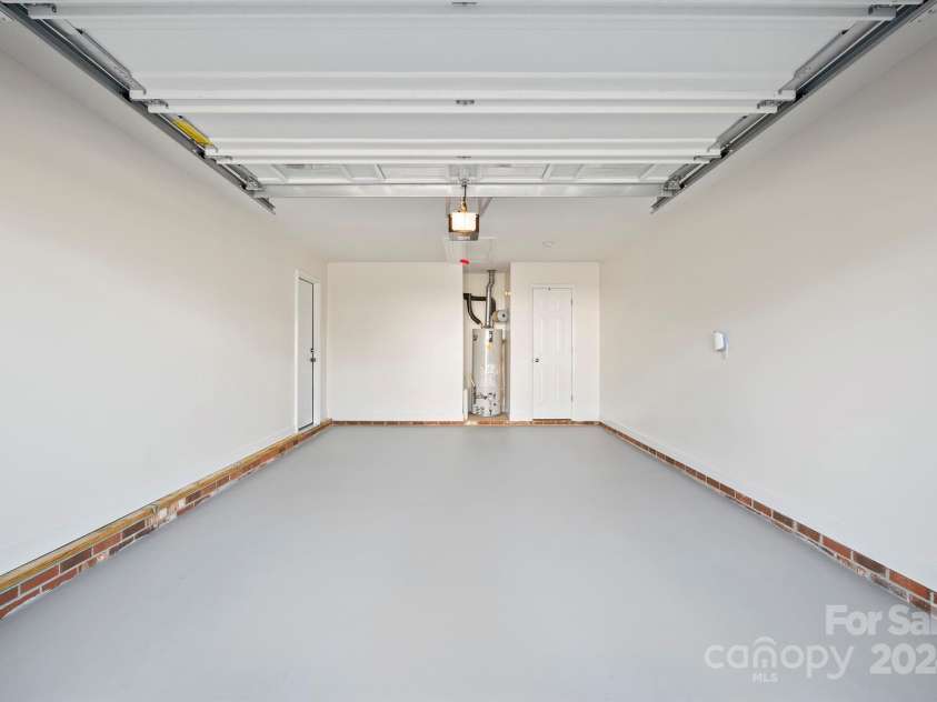 129 MORGAN TRACE Drive, Valdese, NC 28690.  MLS# CAR4204925, YatesRealty ID 7999. 
