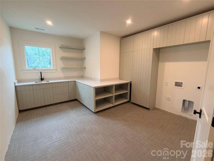1430 Samuel Spencer Parkway, Davidson, NC 28036.  MLS# CAR4305336, YatesRealty ID 8. 