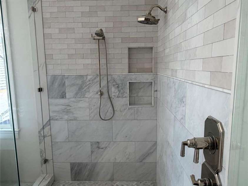 1430 Samuel Spencer Parkway, Davidson, NC 28036.  MLS# CAR4305336, YatesRealty ID 8. Primary Shower
