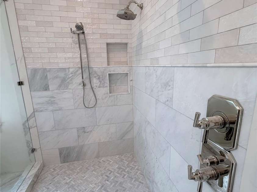 1430 Samuel Spencer Parkway, Davidson, NC 28036.  MLS# CAR4305336, YatesRealty ID 8. Primary Shower