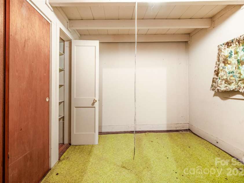 2412 Daves Drive, Shelby, NC 28150.  MLS# CAR4302665, YatesRealty ID 8. 