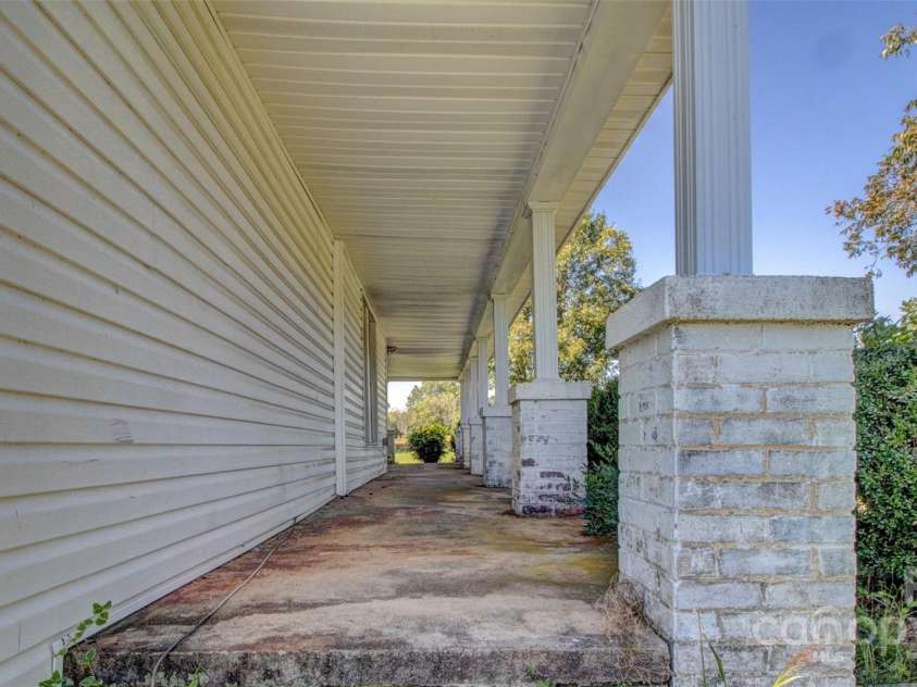 1813 Saint Marks Church Road, Crouse, NC 28033.  MLS# CAR4124104, YatesRealty ID 80. 