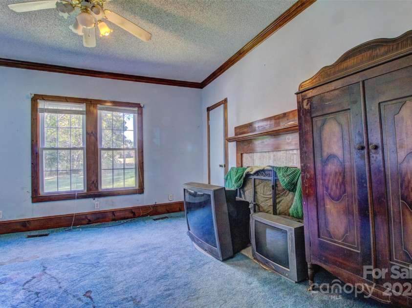 1813 Saint Marks Church Road, Crouse, NC 28033.  MLS# CAR4124104, YatesRealty ID 80. 