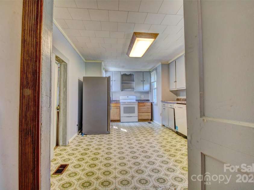 1813 Saint Marks Church Road, Crouse, NC 28033.  MLS# CAR4124104, YatesRealty ID 80. 