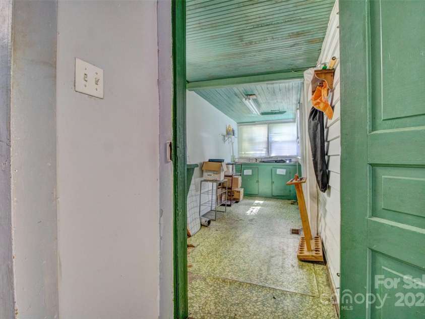 1813 Saint Marks Church Road, Crouse, NC 28033.  MLS# CAR4124104, YatesRealty ID 80. 