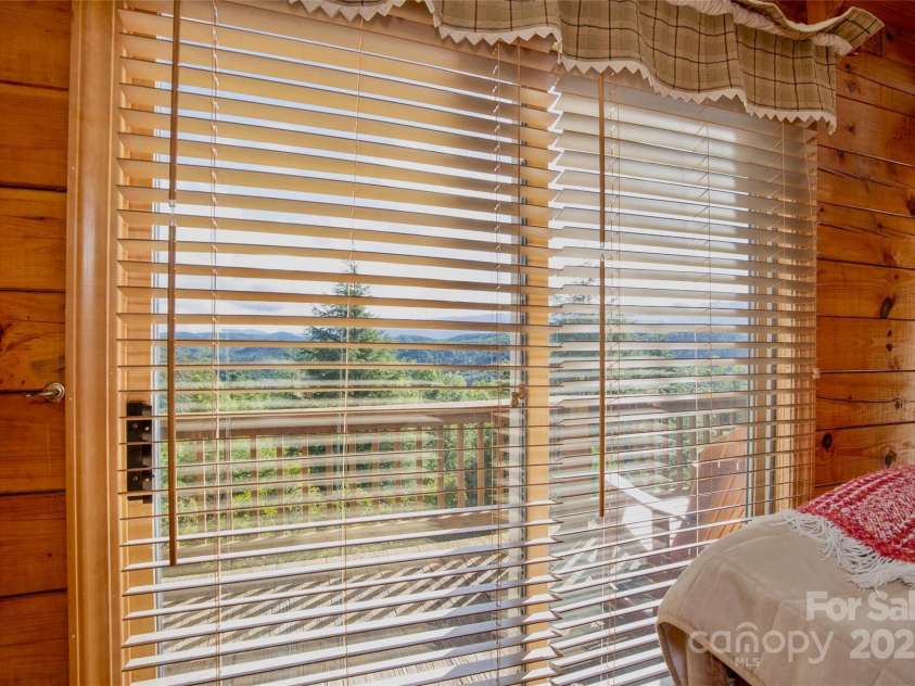 807 Pine Tree Road, Spruce Pine, NC 28777.  MLS# CAR4295412, YatesRealty ID 80. 