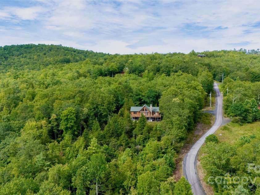 807 Pine Tree Road, Spruce Pine, NC 28777.  MLS# CAR4295412, YatesRealty ID 80. 