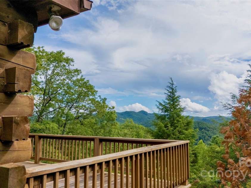 807 Pine Tree Road, Spruce Pine, NC 28777.  MLS# CAR4295412, YatesRealty ID 80. 