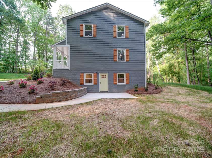 300 Leeper Avenue, Belmont, NC 28012.  MLS# CAR4250374, YatesRealty ID 8000. 2nd Living Quarters Entrance