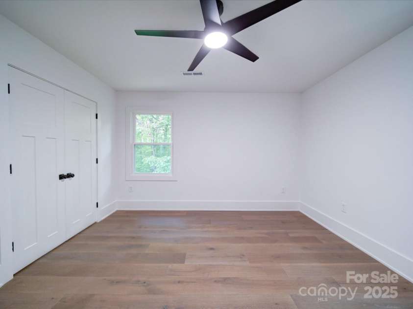 300 Leeper Avenue, Belmont, NC 28012.  MLS# CAR4250374, YatesRealty ID 8000. 