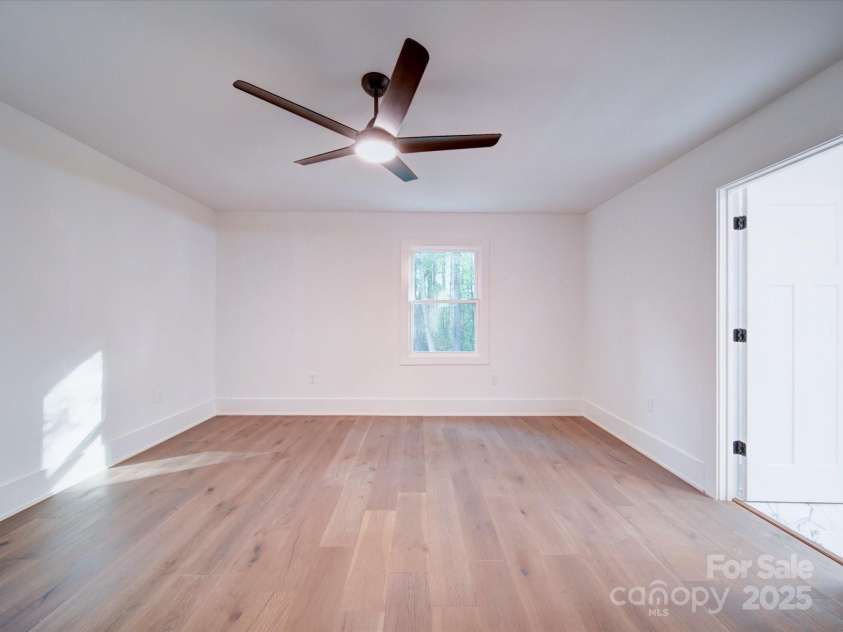 300 Leeper Avenue, Belmont, NC 28012.  MLS# CAR4250374, YatesRealty ID 8000. Primary Bedroom