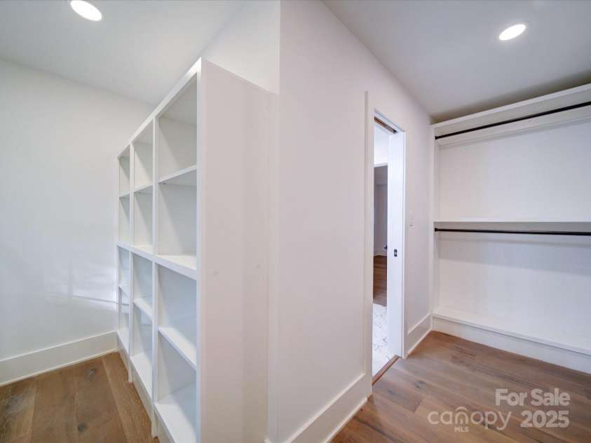 300 Leeper Avenue, Belmont, NC 28012.  MLS# CAR4250374, YatesRealty ID 8000. Primary Closet