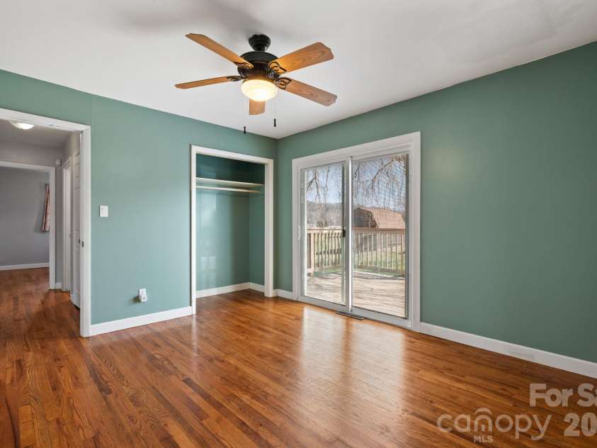 33 Monte Vista Terrace, Candler, NC 28715.  MLS# CAR4361226, YatesRealty ID 8000. 2nd Bedroom