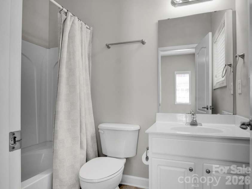 140 Singleton Road, Mooresville, NC 28117.  MLS# CAR4363046, YatesRealty ID 8001. 