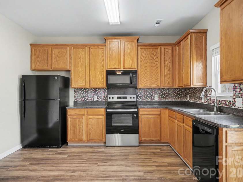 581 Winborne Avenue, Concord, NC 28025.  MLS# CAR4361983, YatesRealty ID 8003. 