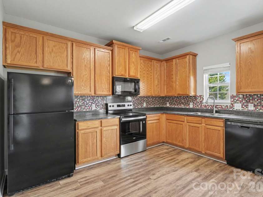 581 Winborne Avenue, Concord, NC 28025.  MLS# CAR4361983, YatesRealty ID 8003. 
