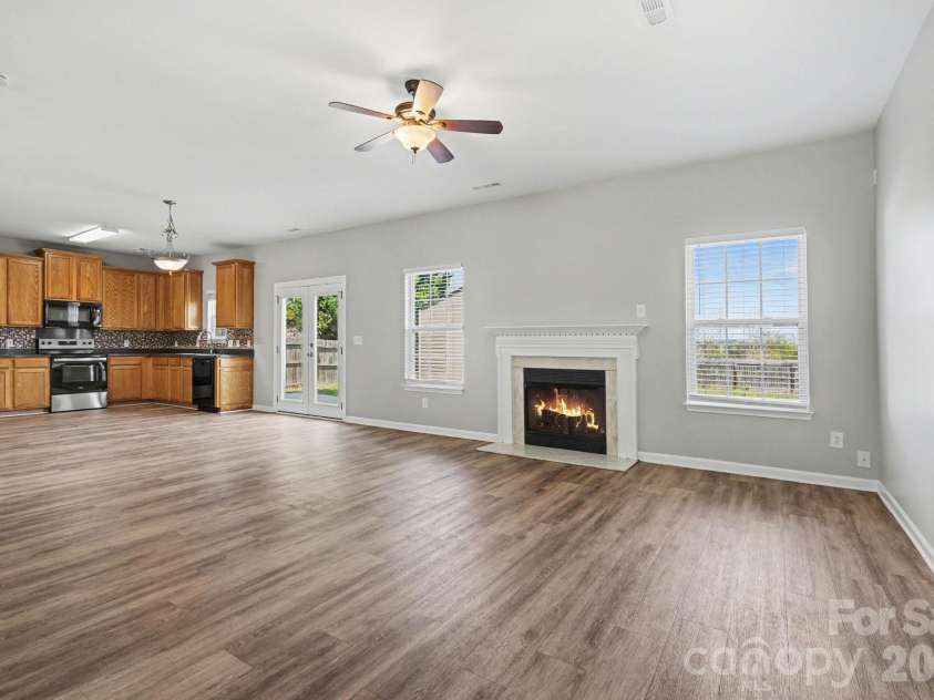 581 Winborne Avenue, Concord, NC 28025.  MLS# CAR4361983, YatesRealty ID 8003. 