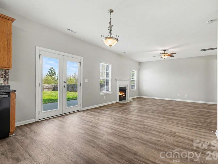 581 Winborne Avenue, Concord, NC 28025.  MLS# CAR4361983, YatesRealty ID 8003. 