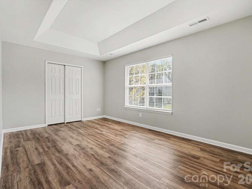 581 Winborne Avenue, Concord, NC 28025.  MLS# CAR4361983, YatesRealty ID 8003. 