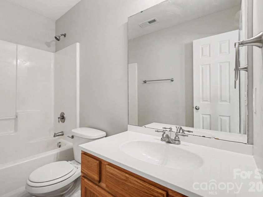 581 Winborne Avenue, Concord, NC 28025.  MLS# CAR4361983, YatesRealty ID 8003. 